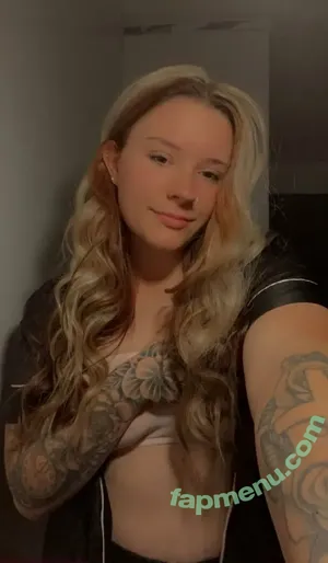 xoxohotmama01 / abby smith / abbynicole2001 nude photo #0015