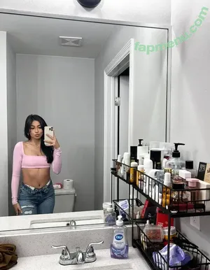 xoxokieee / okiecastt nude photo #0012