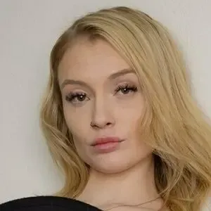 xoxolyla / xoxokaylaig nude photo #0007