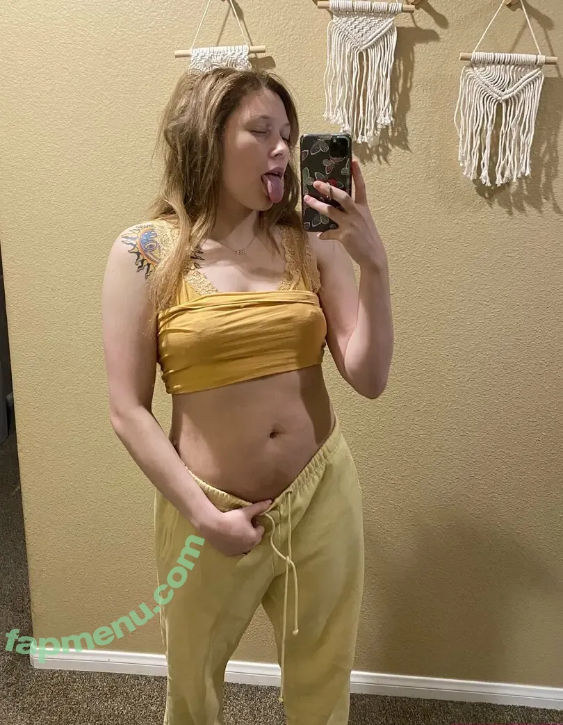 xshadesofmeadowx nude photo #0011 (xmileyrainnx)