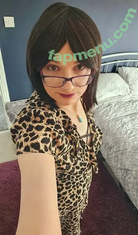 xsimonetvx nude photo #0077 (xsimonetvx)