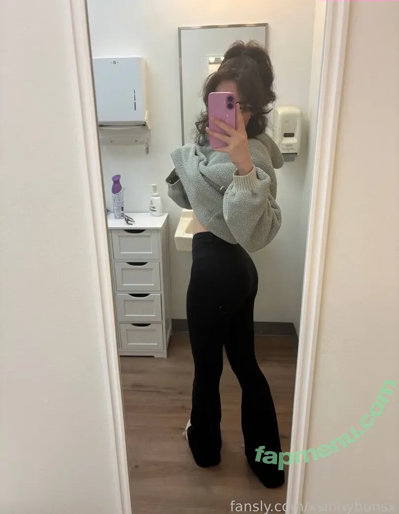 xsinnybunsx nude photo #0020 (reel)