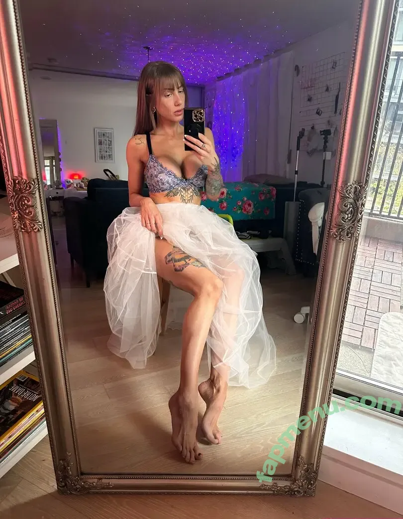 xsofiasunshine nude photo #1899 (Sofia Sunshine / x.sofiasunshine)