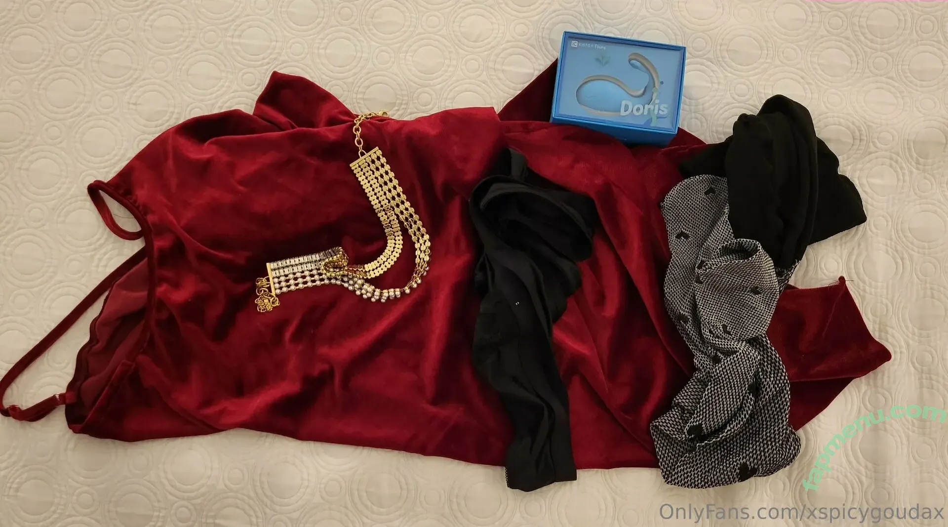 xspicygoudax nude photo #0004 (xspicygoudax)