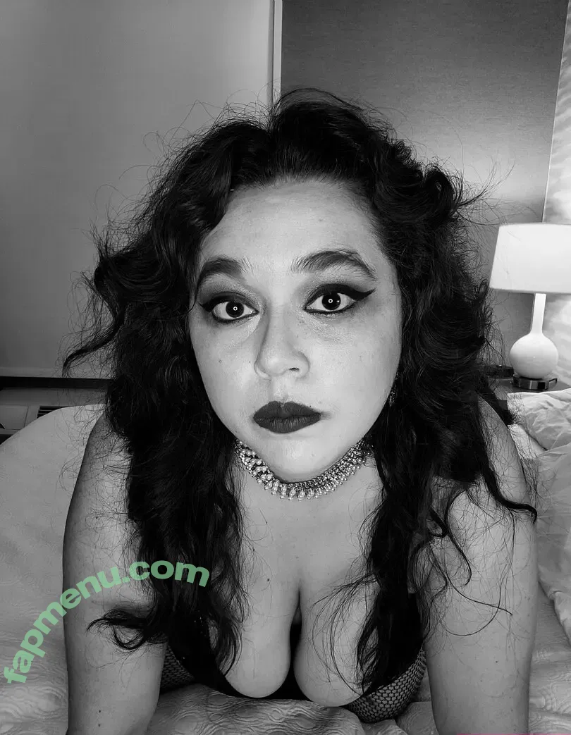 xspicygoudax nude photo #0019 (xspicygoudax)