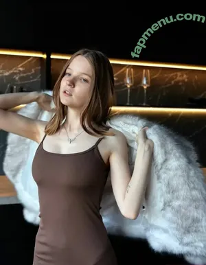 xsweetxcherryx / xsweetestgirlx nude photo #0241