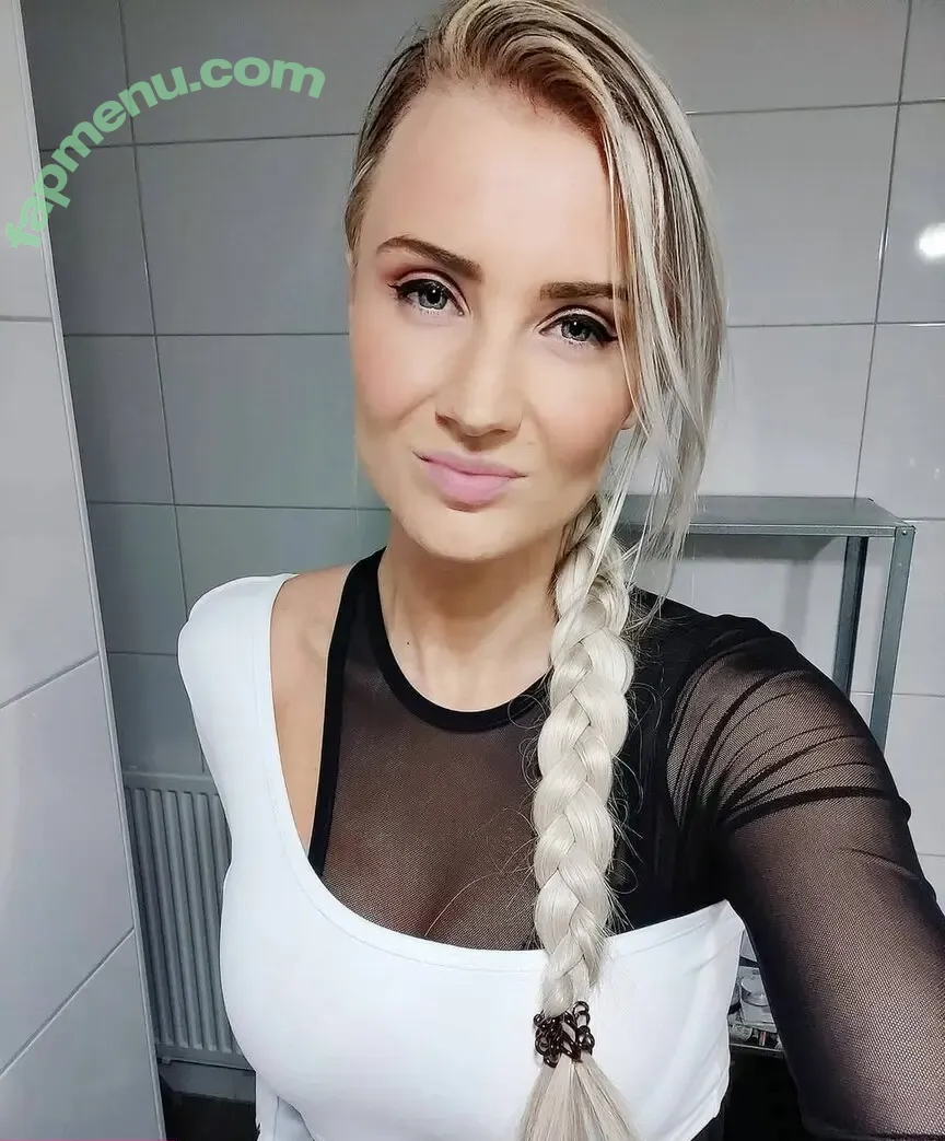 XSyoss nude photo #0001 (jxxsssss)