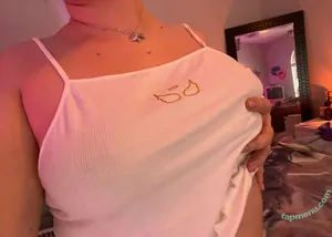  nude photo #0004