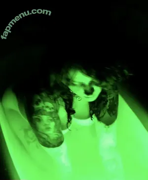 Xtoxicityx / bandsvansandphotographyhands nude photo #0016