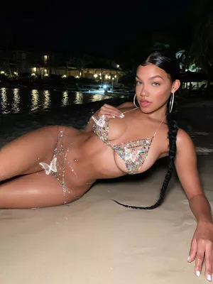 xttiona / Tiona Fernan / xttionaffernan nude photo #0015