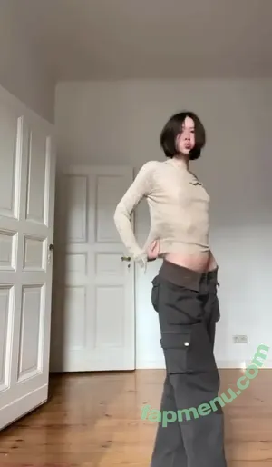 xu3fe1 / Sophie Lin / rhyheimshabazz nude photo #0013