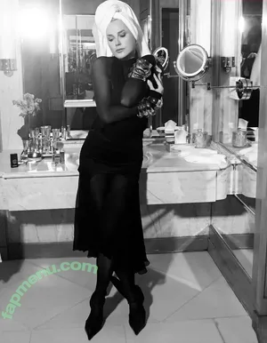 Xuxa Meneghel / xuxameneghel nude photo #0117