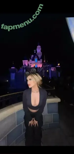 xvlxsliee / spxnishcandyy nude photo #0005