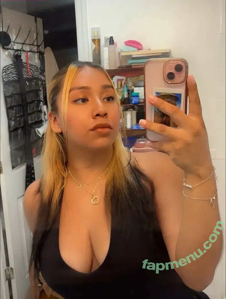 xvxlyn nude photo #0009 (xvxlyn_)