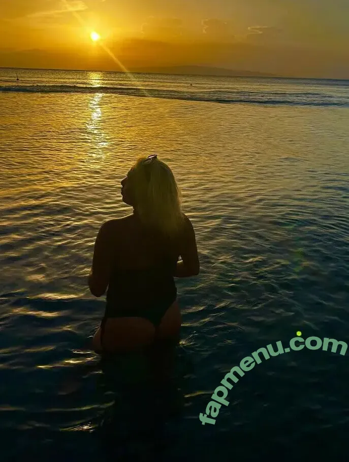 xvxlyn nude photo #0010 (xvxlyn_)