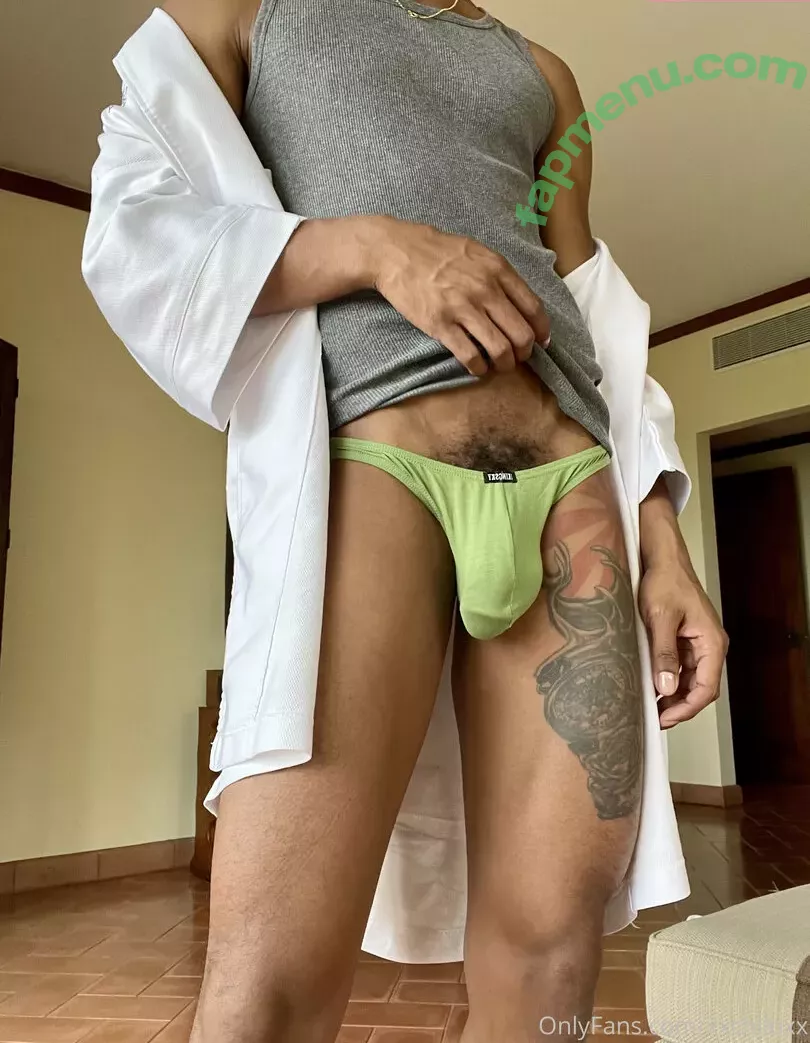 xx.chilo nude photo #0018 (xx.kenzie.x)