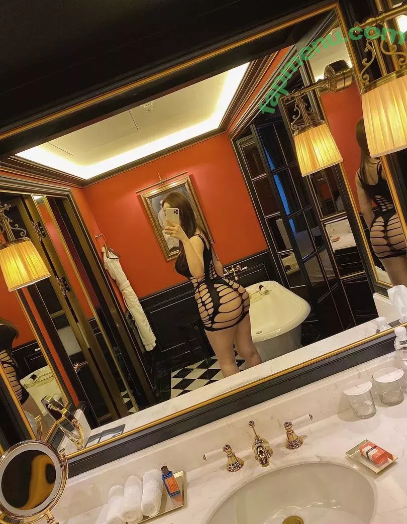 xxapple nude photo #0079 (iamnobody89757 / xxapple_e / xxapple_e2 / xxapplee)