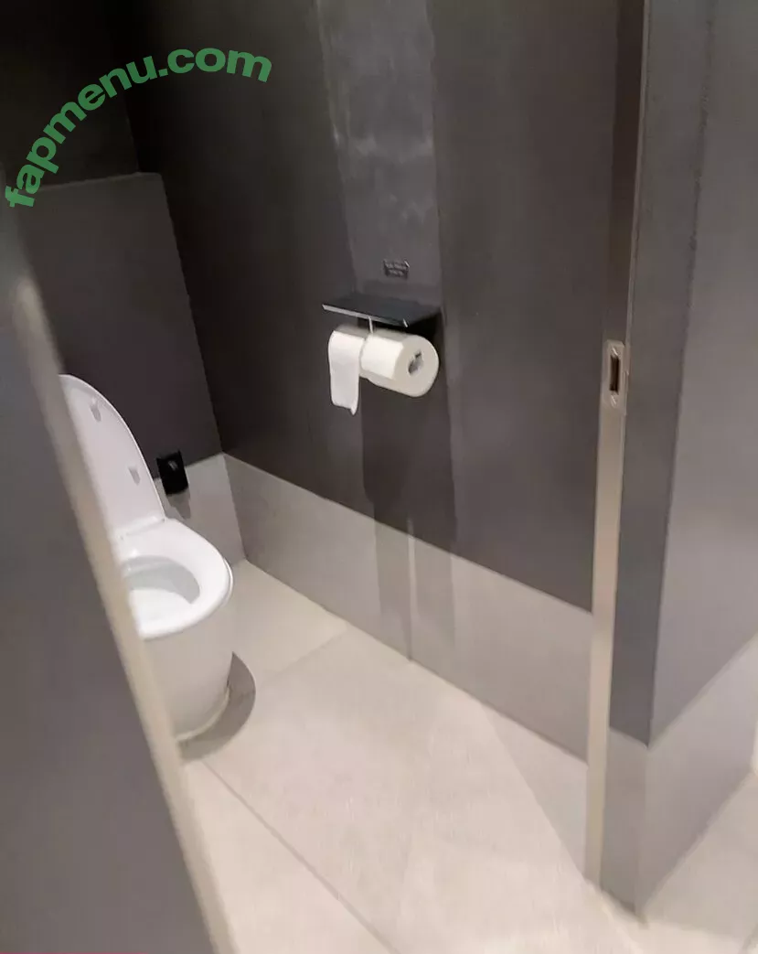 xxapple nude photo #0179 (iamnobody89757 / xxapple_e / xxapple_e2 / xxapplee)