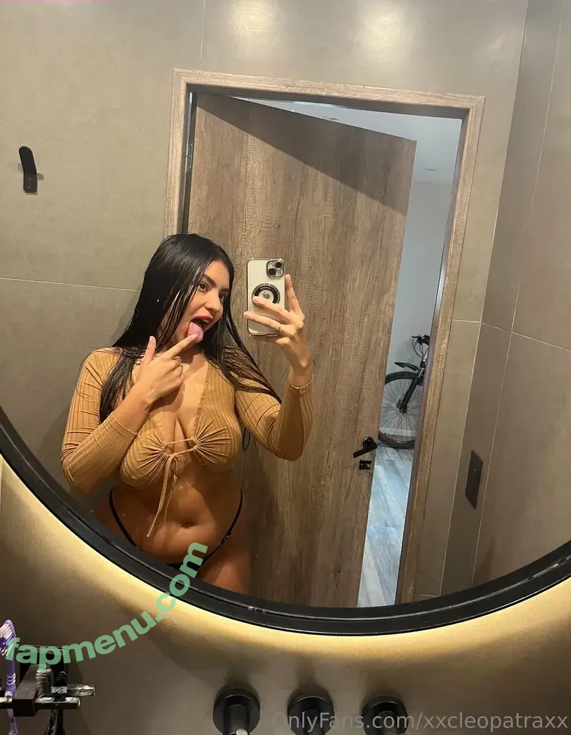 xxcleopatraxx nude photo #0004 (xx_kleopatra_xx)