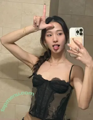 Xxgoddessanna / goddessashyaa nude photo #0001