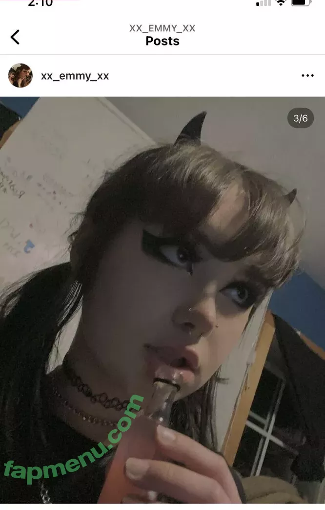 xxgothbimboxx nude photo #0005 (xx_emmy_xx)