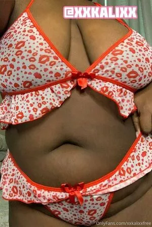 xxkalixxbbw / xx_xvmskdjxjzjzjzjzjxlzlzlz nude photo #0001