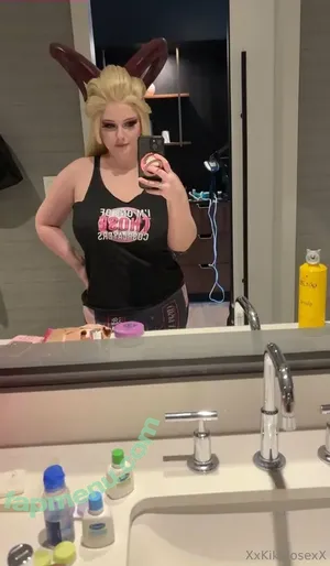XxkikirosexX nude photo #0349