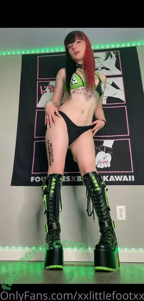 xxlittlefootxx1 nude photo #0067 (Goddess Vyle / p1nk_lolita)