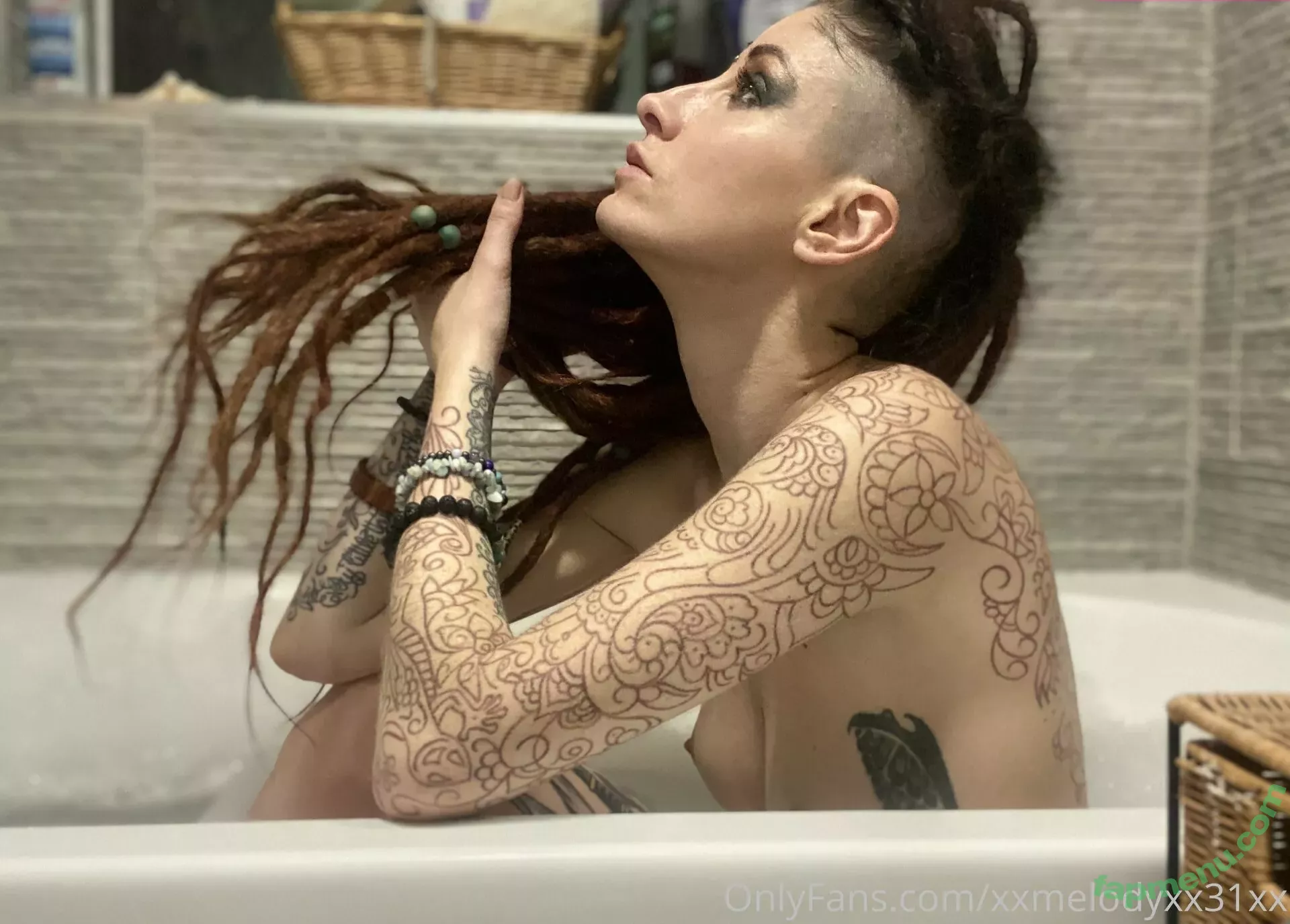 xxmelodyxx31xx nude photo #0793 (xxmelodyxx31xx)