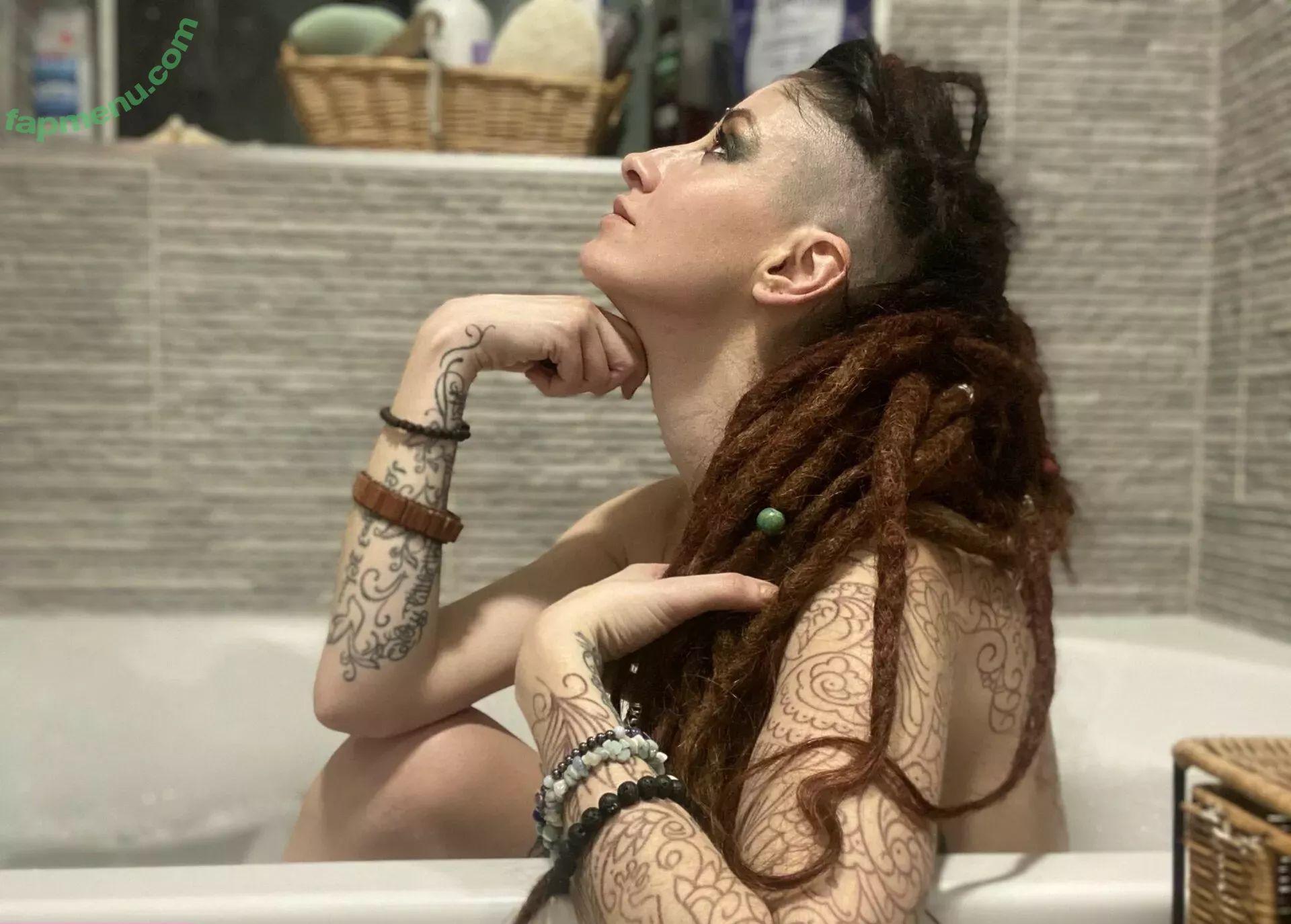 xxmelodyxx31xx nude photo #0816 (xxmelodyxx31xx)