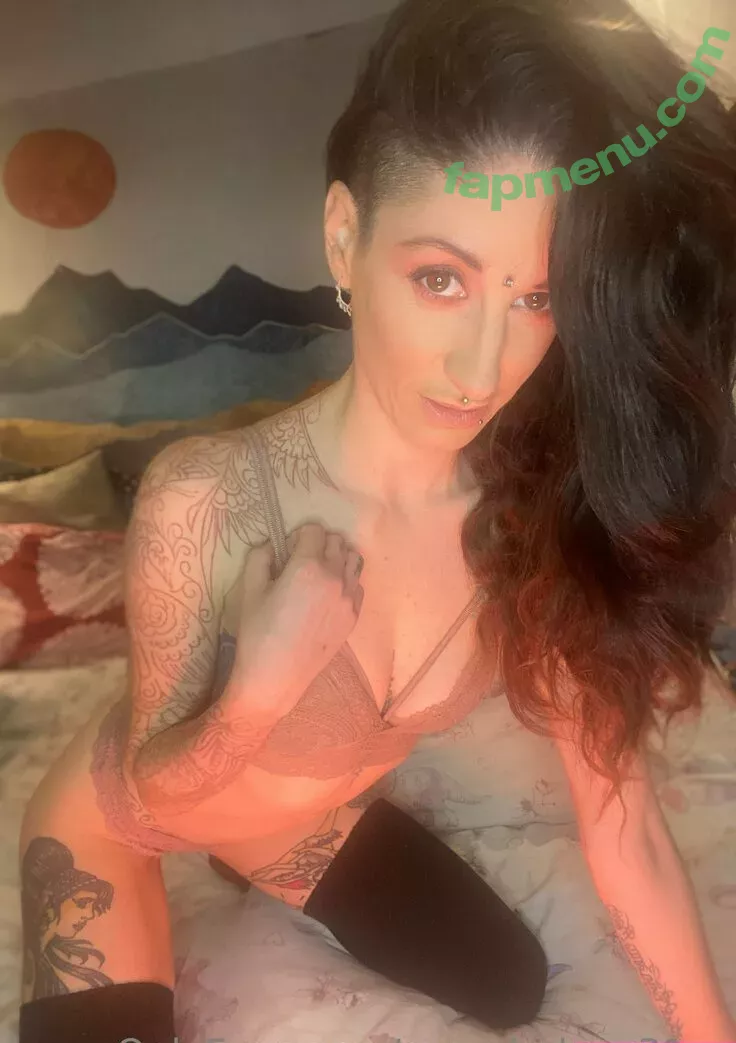 xxmelodyxx31xx nude photo #0843 (xxmelodyxx31xx)