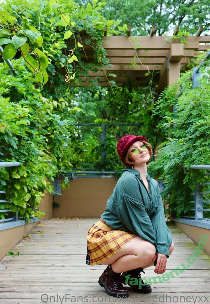 xxsacredhoneyxx nude photo #0044 (xxshadcatxx)