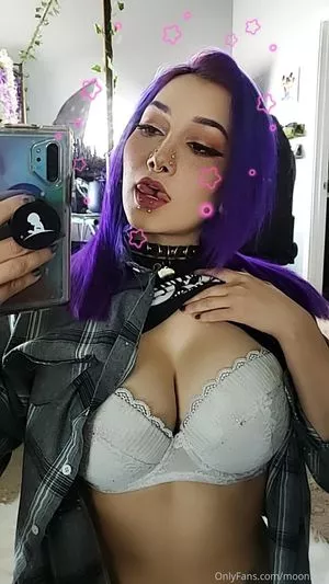 xXScreamKiwiXx / MoonKiwi nude photo #0010