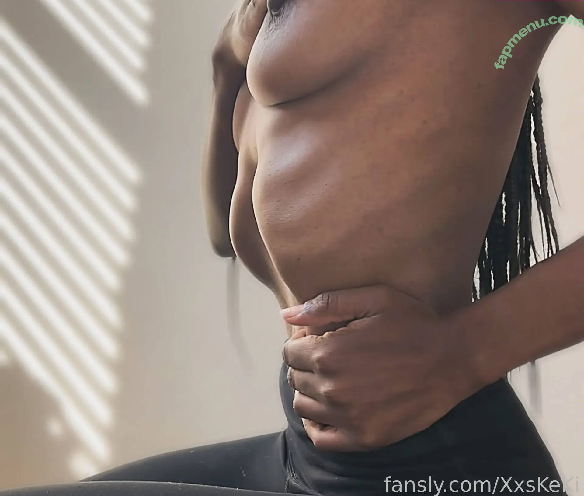 XxsKeKi nude photo #0017 (xxkuki)