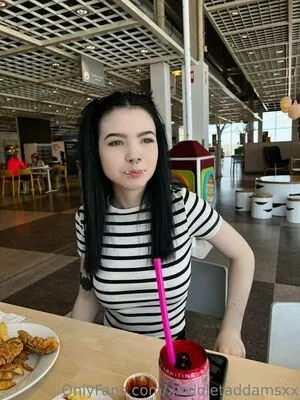 Xxvioletaddamsxx / diaanaaa_chavezzz nude photo #0049