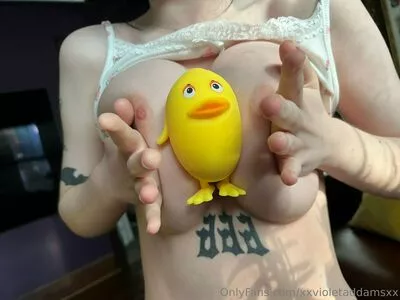 Xxvioletaddamsxx / diaanaaa_chavezzz nude photo #0082