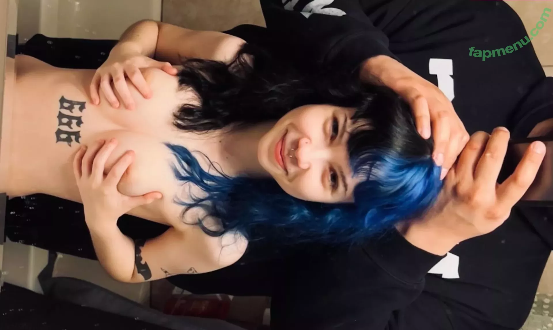 Xxvioletaddamsxx nude photo #0001 (diaanaaa_chavezzz)