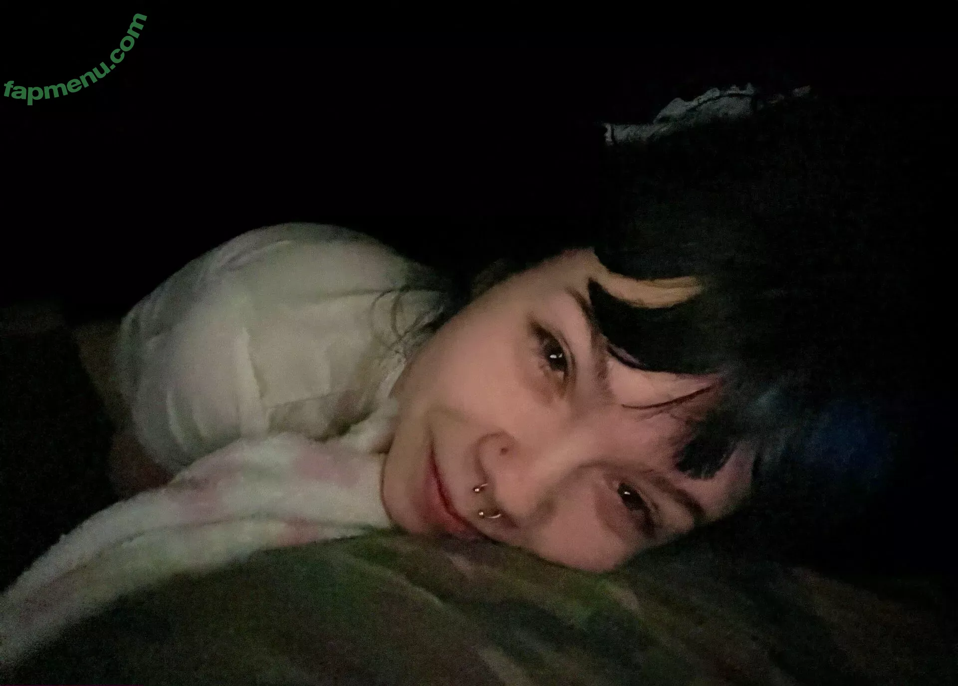 Xxvioletaddamsxx nude photo #0040 (diaanaaa_chavezzz)