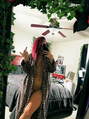 xxxcourtneygxxx nude photo #0004