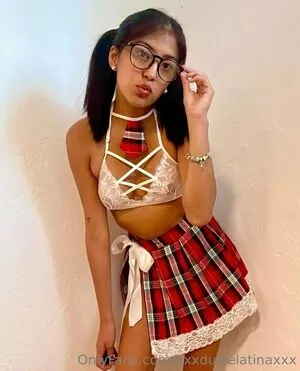 xxxdulcelatinaxxx / xxlilacsxx nude photo #0021