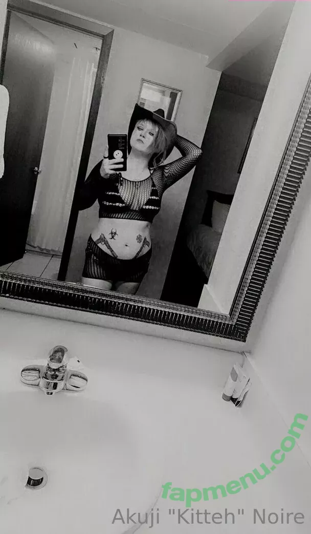 xxxgorygamerxxx nude photo #0023 (xxxgorygamerxxx)
