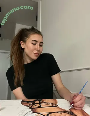  nude photo #0001