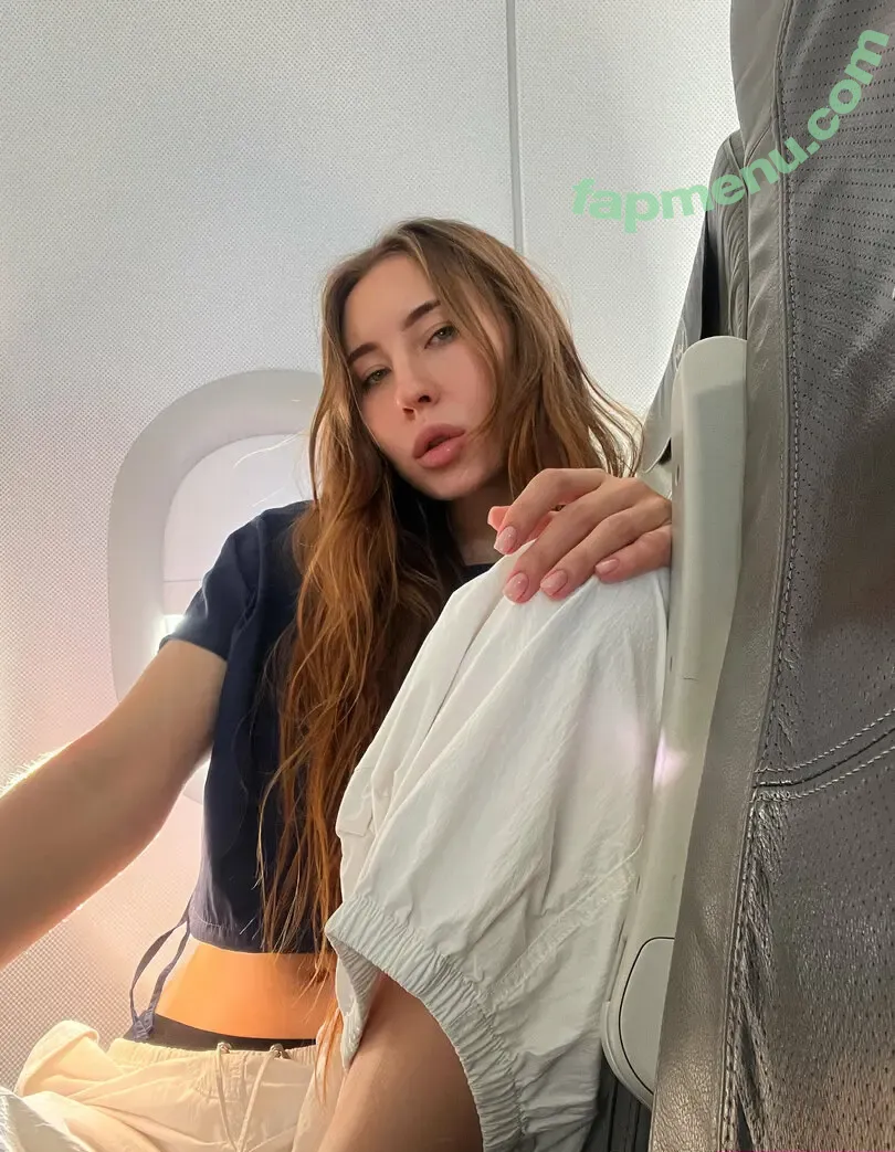 xxxoli nude photo #0030 (xxxoli)