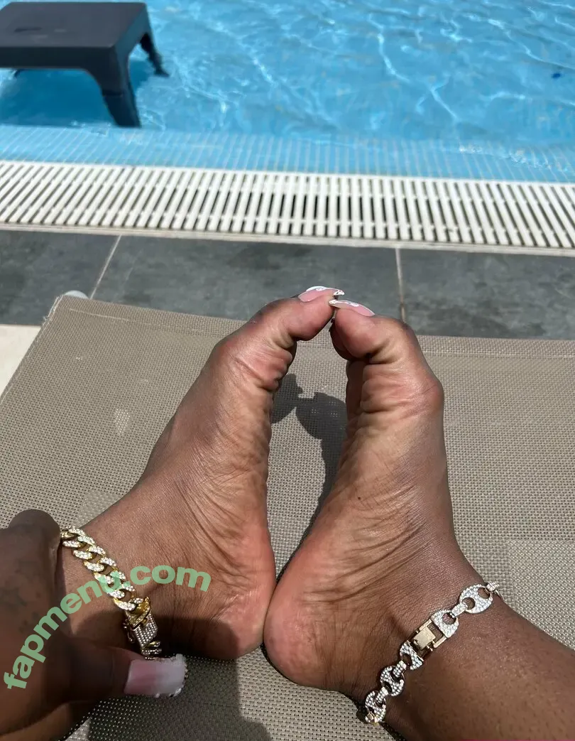 xxxquisitesoles nude photo #0028 (xxquisitesoles.99)