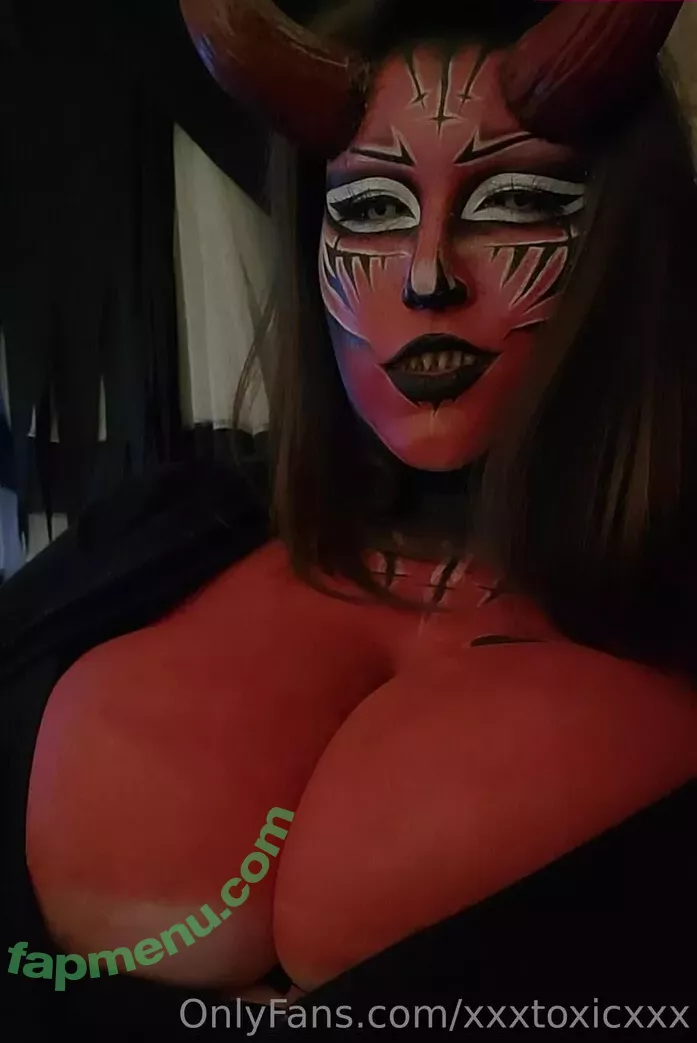 xxxtoxicxxx nude photo #0007 (ewyourtoxic)