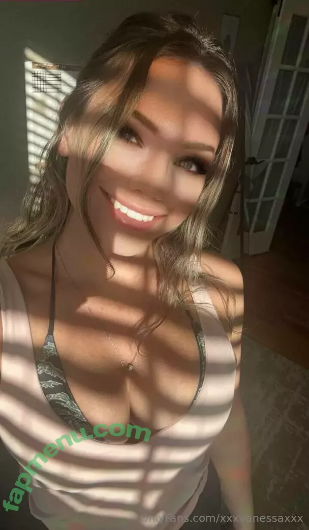 Xxxvanessaxxx nude photo #1280 (Vanessa / x.x.x.vanessa.x.x.x)