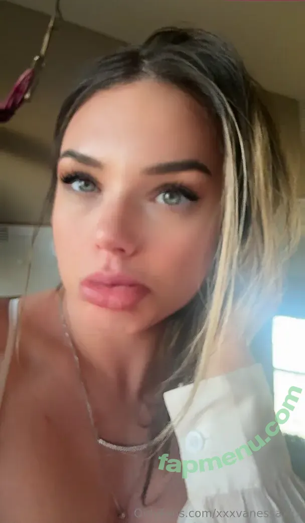 Xxxvanessaxxx nude photo #1620 (Vanessa / x.x.x.vanessa.x.x.x)