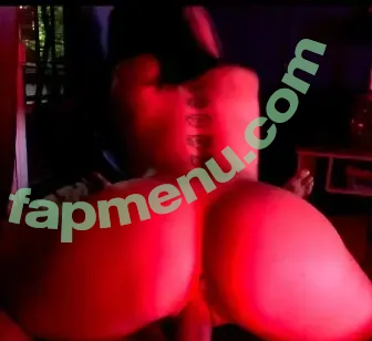 xyourmarimari nude photo #0036 (xyourmarimari)