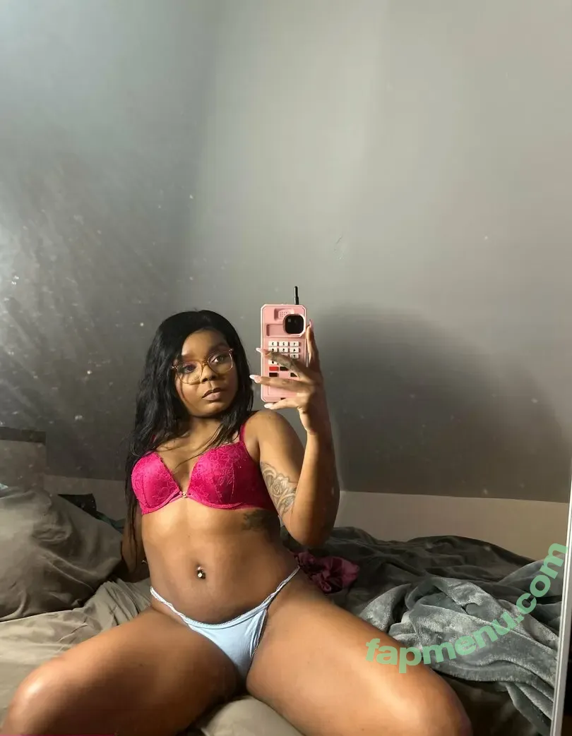xyz444 nude photo #0002 (xyzsi444)