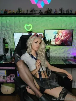 xzeldababex nude photo #0004